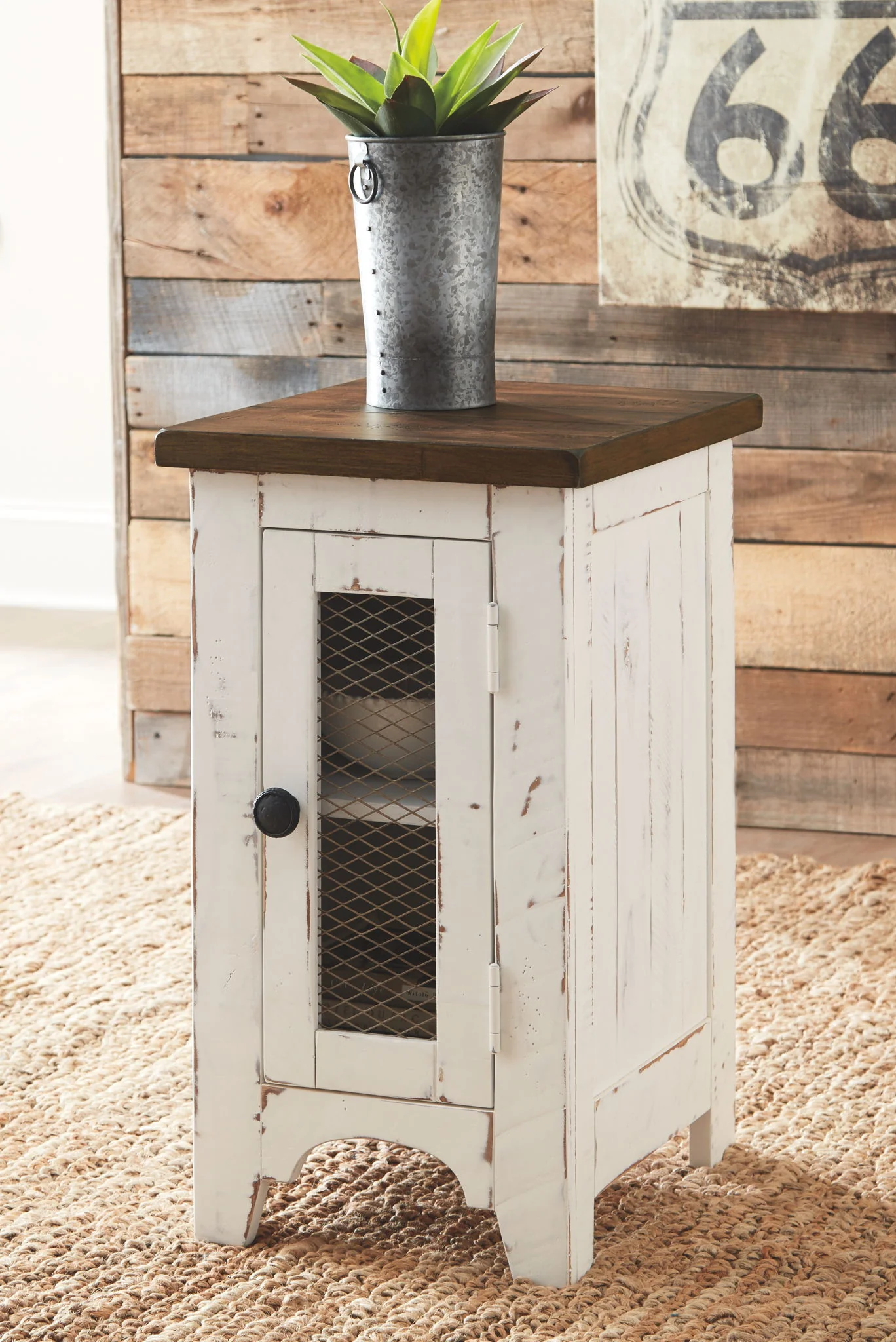 Wystfield End Table