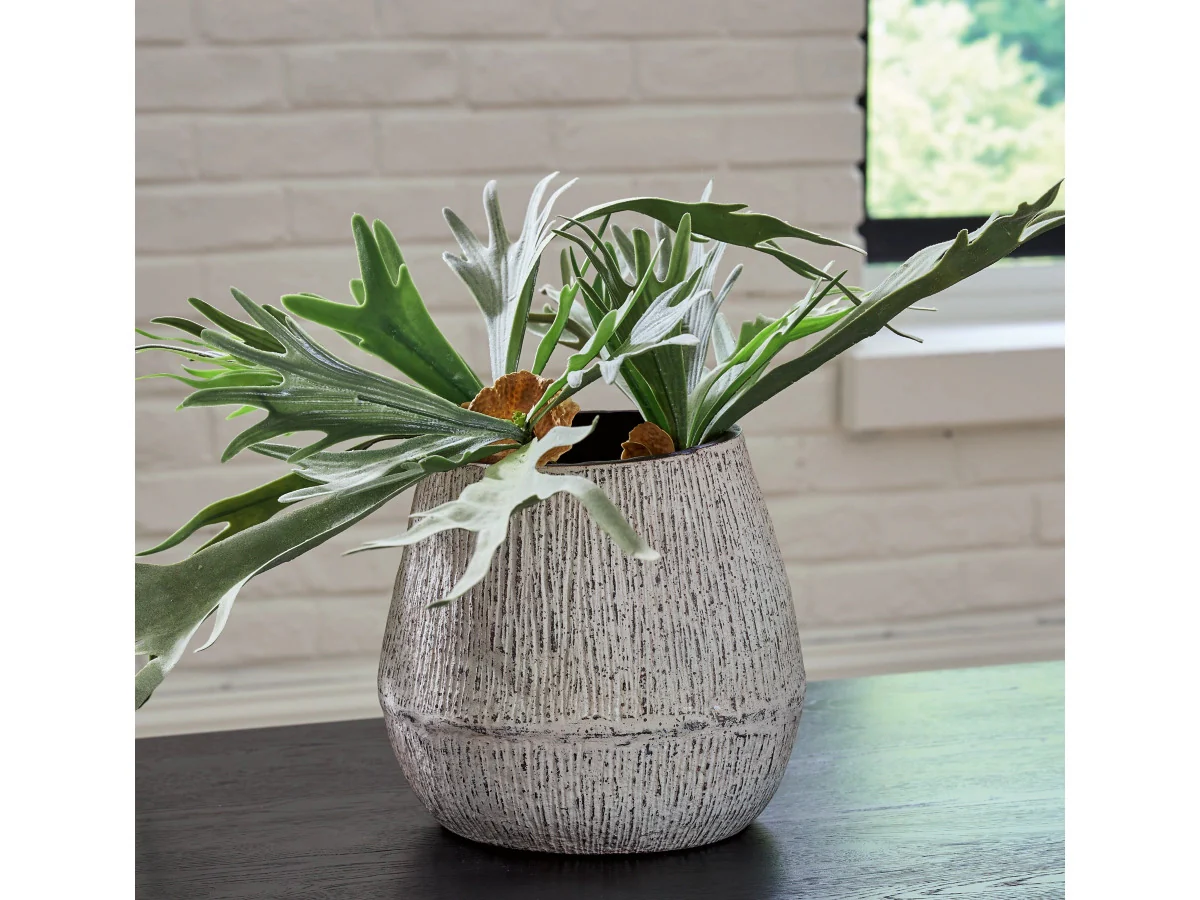 Claymount Vase